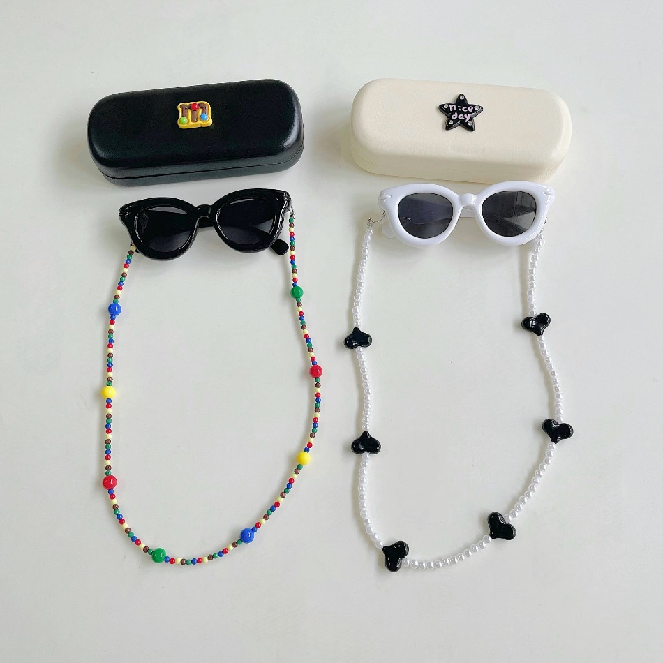 Zestaw okularów przeciwsłonecz – Sunglass Retainer Cord recenzja i cena